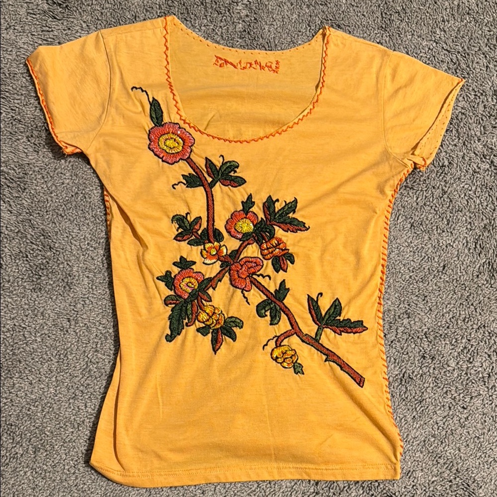 Women's Short Sleeve Yellow Floral Tee